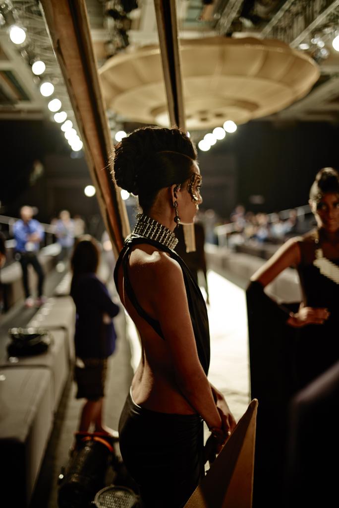 GG_Studio's tweet photo. #10YearsOfGG 
#BehindTheScenes | #AutumnWinter 2014 | @LakmeFashionWk 
Shot by R Burman
#throwback #fashion http://t.co/nuSLYzHHap