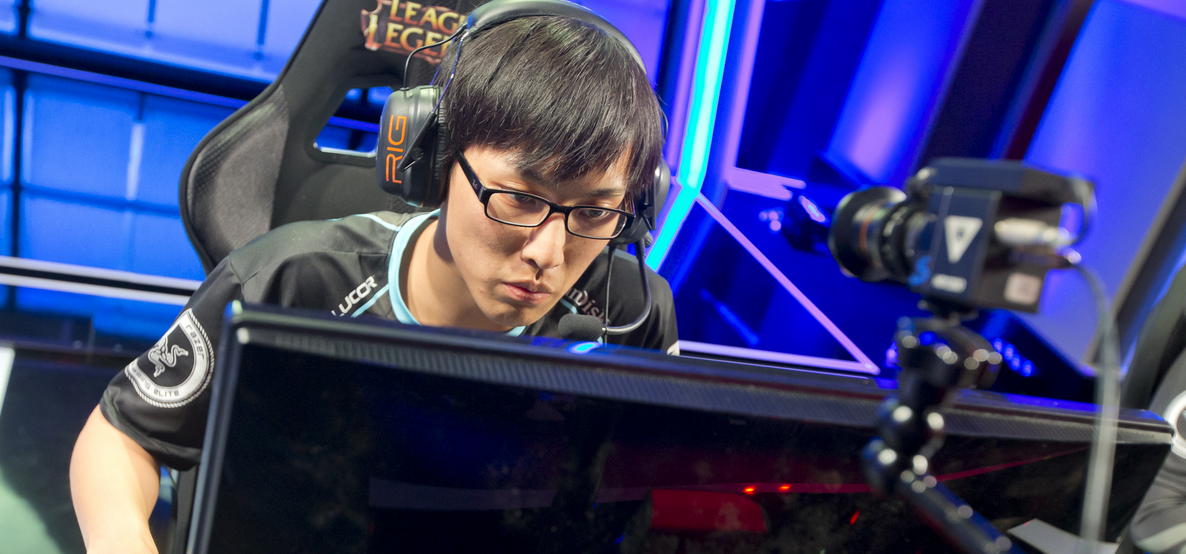 LoL Esports tweet media