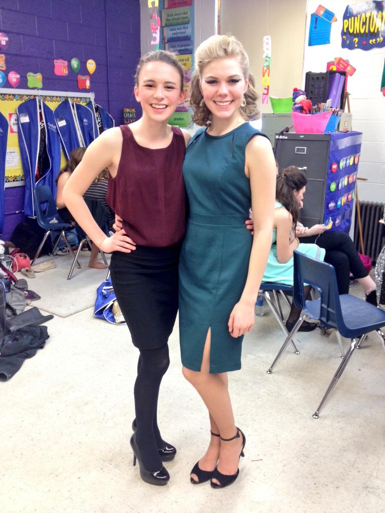 banana_hannnah_'s tweet photo. SO PROUD OF EVERYONE! WAY TO GO! DRIFTERS GOT 1ST RUNNER UP&amp; PIPERS WERE NAMED GRAND CHAMPS💃🎉🎊💪 #selfiewithadrifter http://t.co/KAzHPf9Pvn