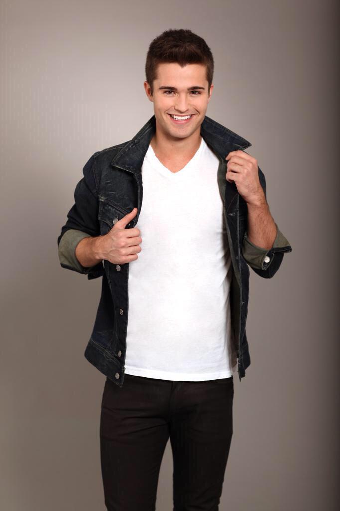 FakingAdamDaven's tweet photo. Single http://t.co/KIBcZuSlRY