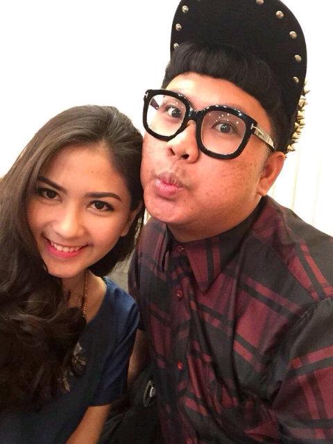 utrix1's tweet photo. Fighting Terus Ka Semangat "@Jscmila: Helloooo Medaaann! cc : @rickycuaca http://t.co/heJ5ggiHHG" http://t.co/yw7Yl92gOV