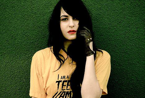    Happy birthday Scout-Taylor Compton! ¡Feliz cumpleaños ! 