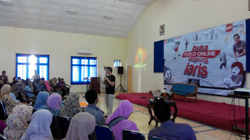 Mas @JayaYEA sudah memulai #RoadshowBTOLL. Selamat berjuang kawan-kawan <a href="/YubiPekalongan/">Yukbisnis Pekalongan</a>. #YubiPekalongan