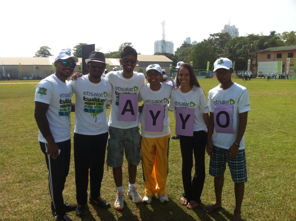 TeamAyyo's tweet photo. Couple of pics with the players from @DirtyTweeps #TPLSL http://t.co/e4x3afIRlR