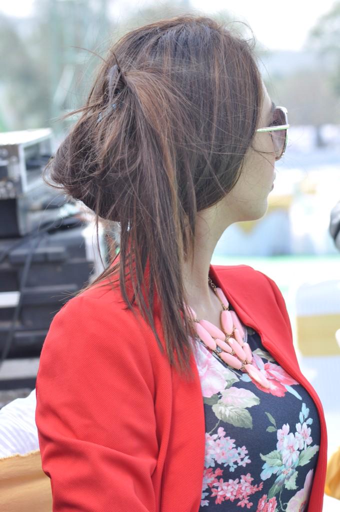 Anchor_Mehak's tweet photo. #Stills #PreShow #BackStage #Scipts #WorkStress http://t.co/WQAsMWshRu