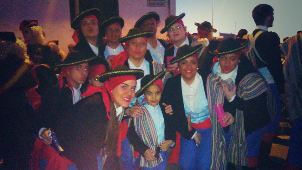 comparsafe13's tweet photo. Pasacalles 2015 :3 http://t.co/3QQumILTeq