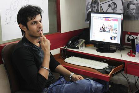 NeilBhatt_fans's tweet photo. Sorry..  for not actve lately, I'm bussy
now I'm ON agaiin😉 http://t.co/rUlb07tuvk
