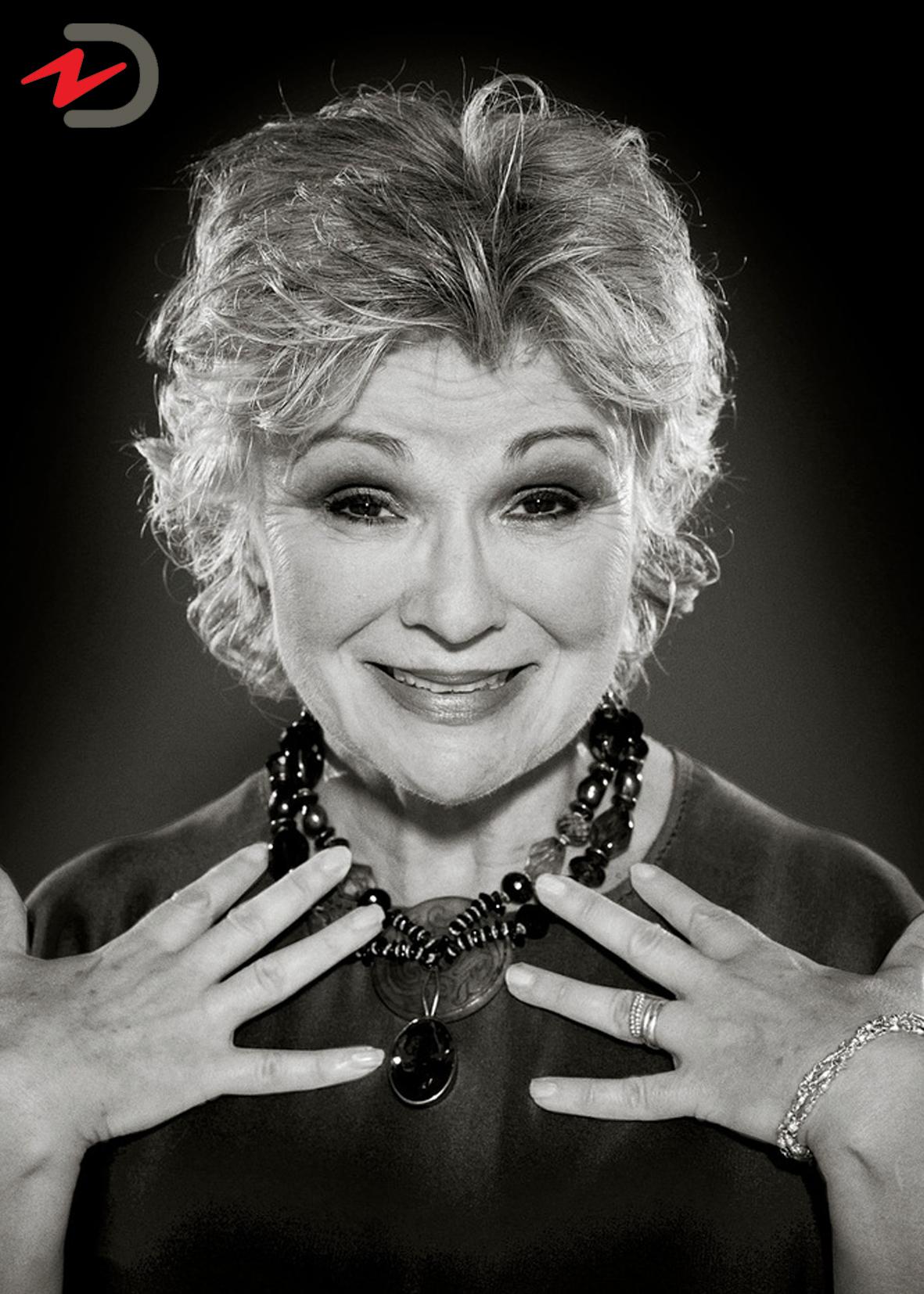 Happy Birthday Julie Walters! The lovely lady turns 65 today congrats!  