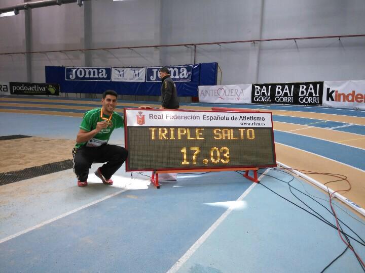ptorrijos916's tweet photo. Récord de España y 17m!! Muchas gracias a todos por los mensajes y en especial a @raulchapado y @cangurodeavila 😀😀 http://t.co/h1NrMR0Fmh