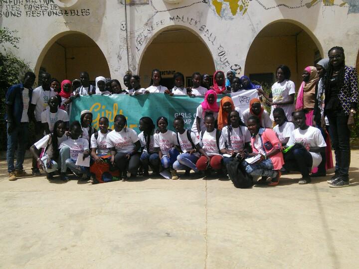 jjiguenetech's tweet photo. Photo de groupe pour clôturer en beauté ce fut 3 merveilleux jours! #girlsCodingCamp @ImagiNAfrika @WeTech_Global http://t.co/EnzKGU5k6L