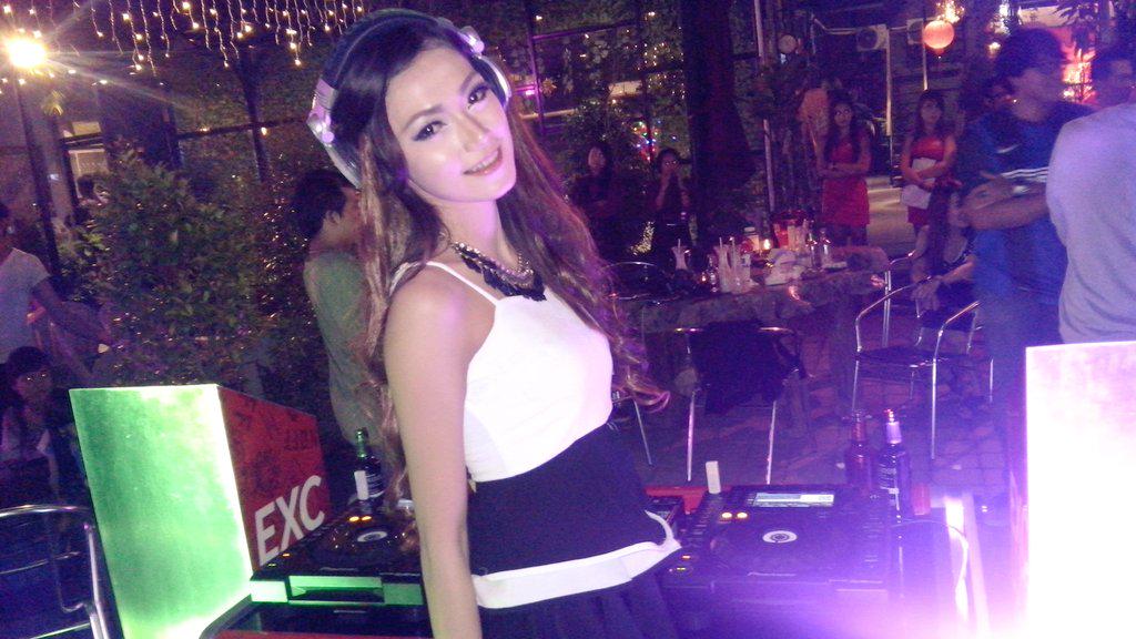 DJ RINEEZ DEVI tweet media