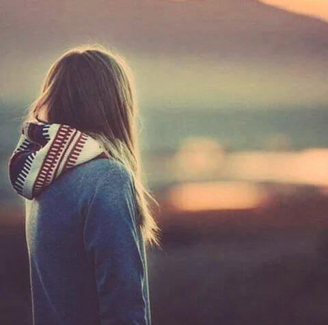 ﻻ تهدم حياتك ع الماوفه ويااك..
مثل طبع السنون ... اليوجعك شلعه..