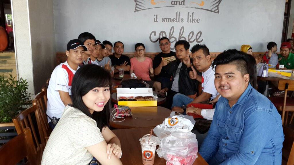 Kopdar Velozity Palembang @ Jco BKB <a href="/Velozcommunity/">Veloz Community</a> @toyota_plg