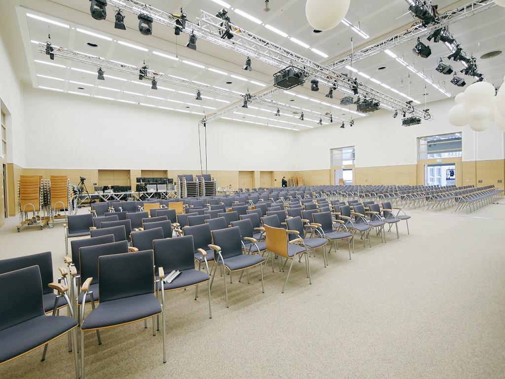 markbaberphoto's tweet photo. Plenary being setup @PanasonicUK #PanaCon #Frankfurt presenting for tomorrow's audience #nopreasure http://t.co/aKqp1yv4iJ