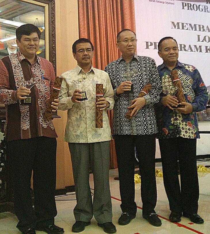 Ade Sarip hidayat tweet media