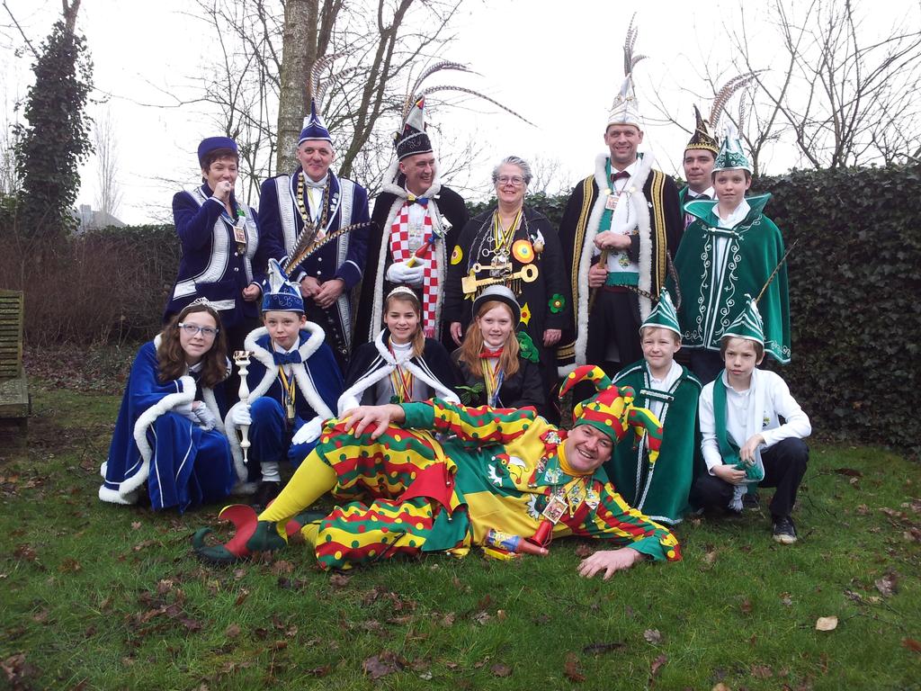 De burgemeester heeft alle sleutels weer #Keiespellersdurp #Oggelvorsepoel #Struivendurp #Haaren "