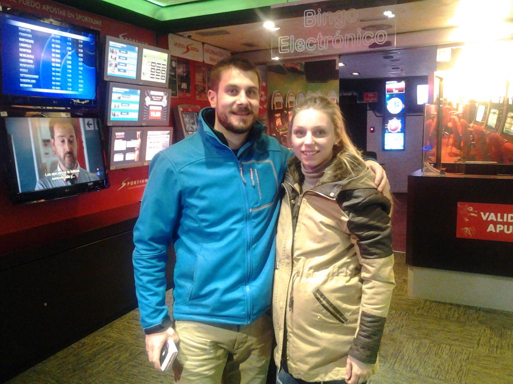 BingoRoma's tweet photo. .@guiadelocio  La alegria y la diversión, algo que nunca nos falta en la Sala Bingo Roma, y tú  ¿dónde  estabas?.... http://t.co/iouxVjOkyW