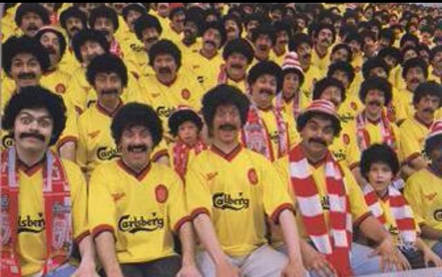 Betting_World's tweet photo. Liverpool fans happy to see Sturridge come on http://t.co/1wtZXiWoiV