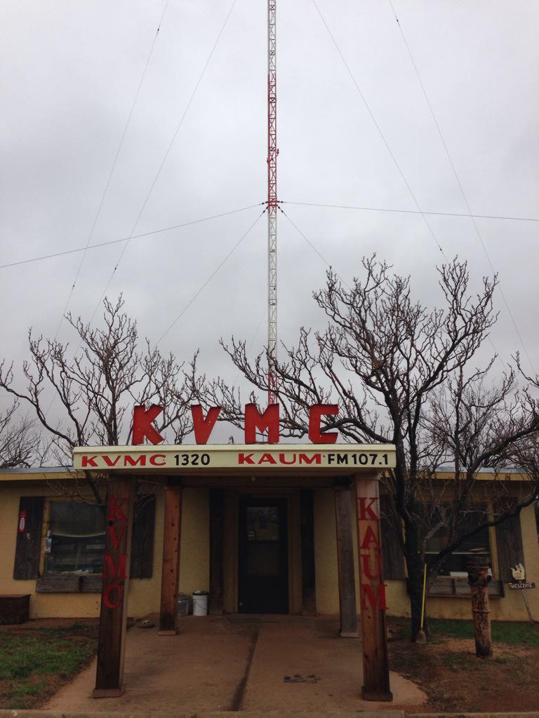 travisbubenik's tweet image. #KVMC in #ColoradoCity, TX has been on the air w/music &amp;amp; news since the 50s. Mayor Jim Baum has owned it for 34 yrs.