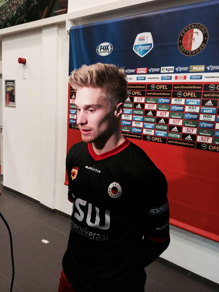 JanDirkStouten's tweet photo. Hij maakte er twee, maar het was niet genoeg voor Excelsior. #feyexc #tomvanweert http://t.co/Ok0yD7RqKV