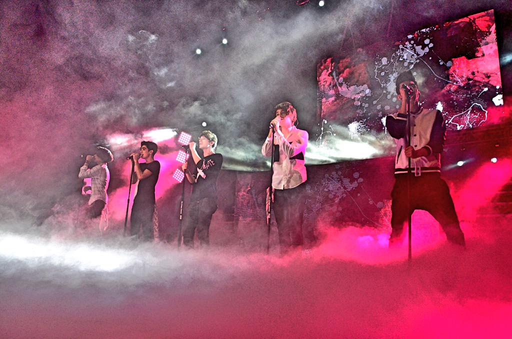 CD9 tweet picture