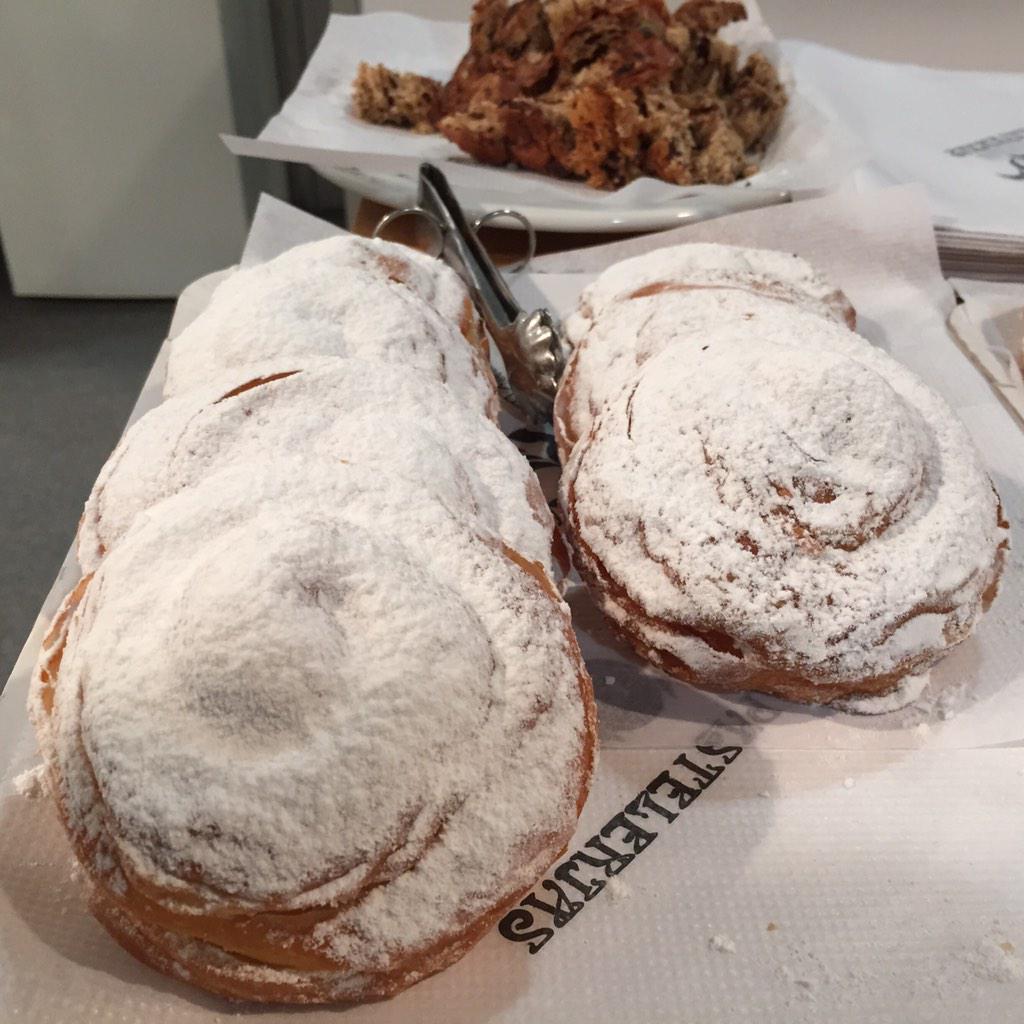 Seguimos por #GastroAlicante15 <a href="/Tabernagourmet/">Taberna del Gourmet</a> <a href="/restaurantebrel/">rome cristian</a> @PastTorreblanca