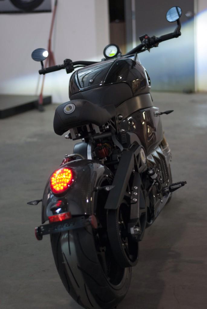 LitoSORA's tweet photo. Sublime rear view of the 2015 SORA signature edition thanks @canadasmoto for the picture! #litosora http://t.co/XcjSYzi1Py