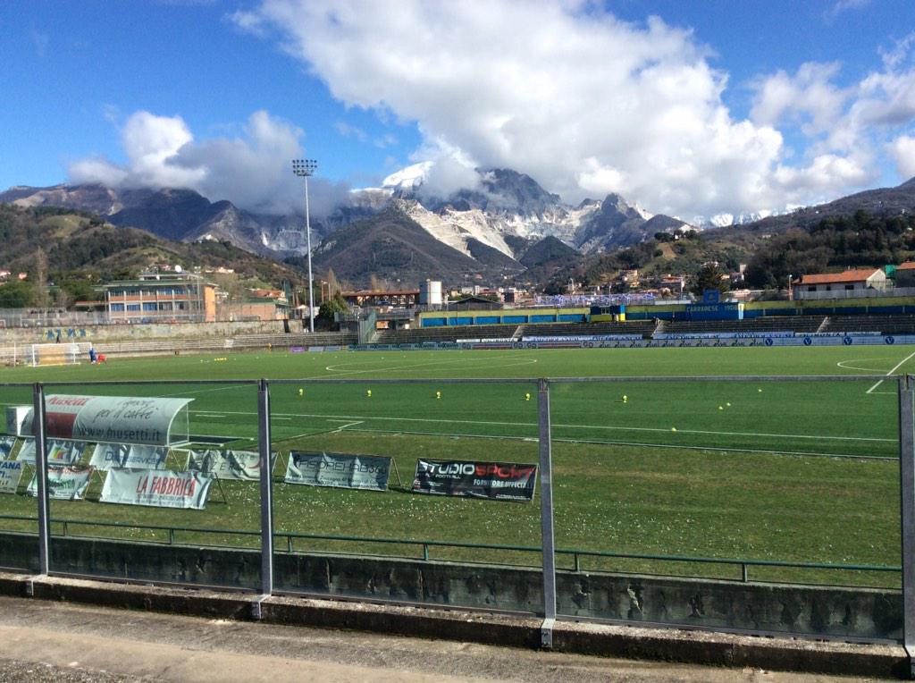 RastelliClaudio's tweet photo. sotto le alpi apuani carrarese lucchese 3 0 http://t.co/oaZEPgvFSC