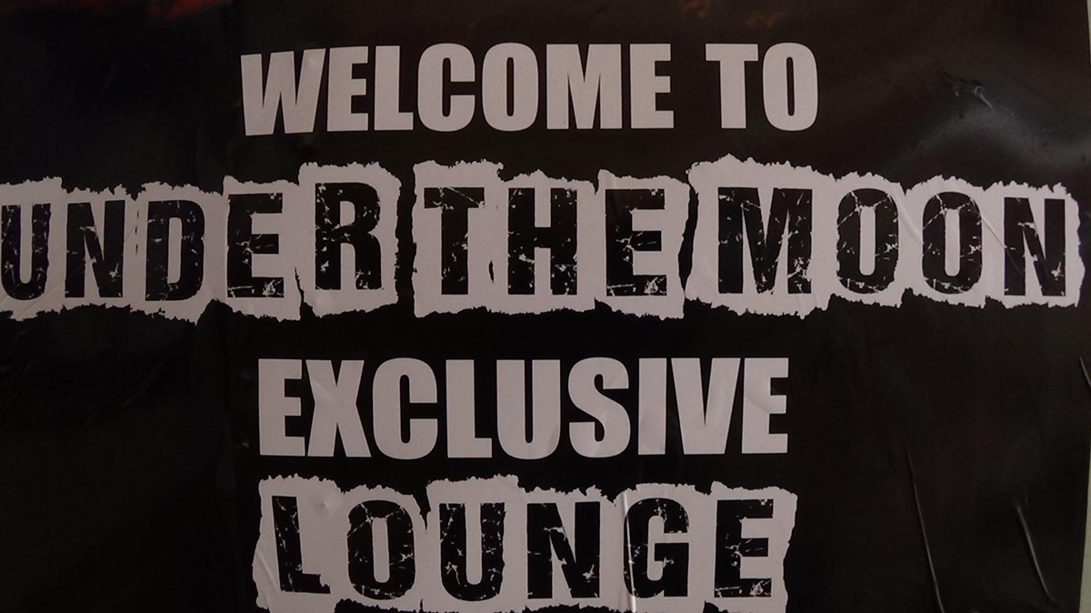 UnderTheMoonExL's tweet photo. Welcome To UnderThe Moon Exclusive Lounge! http://t.co/AZRzIFlb4P