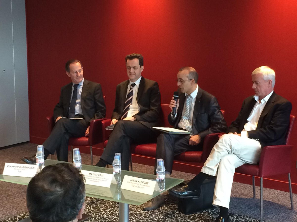 CPVAssocies's tweet photo. Conférence de presse @grandlyon avec #clubdéméter sur le sujet de l'expérimentation de livraison en horaire décalé. http://t.co/BZrLZFb2ya