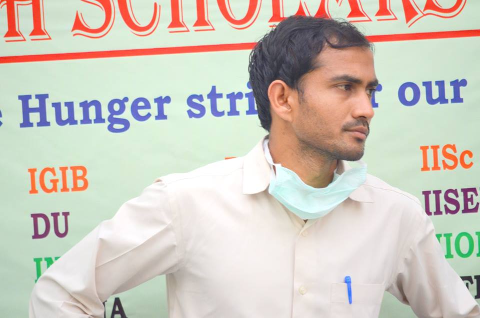 nilanjanpatra's tweet photo. Our Hero!
We never give up!
Get Well Soon!
#RespectResearcher #HikeFellowship #StipendScam #ISupportShiva http://t.co/EFfpyWIJLE