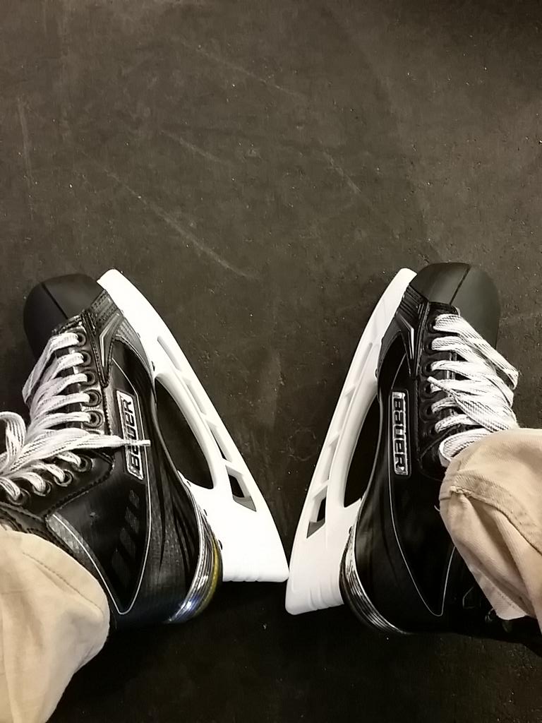 R3DD_23's tweet image. Just picking up some new wheels at @TotalHockey .  #Bauer #ExplosivePower