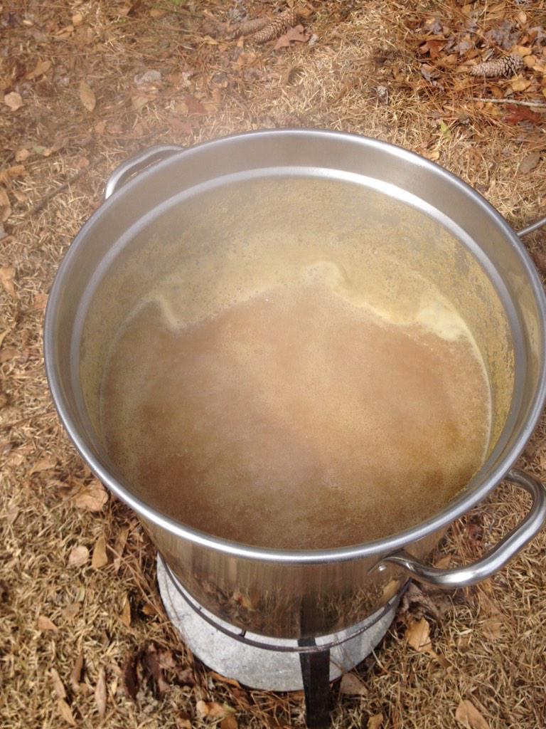 Perfect day in #ilm to #homebrew a spring ale #BrewedTheHardWay