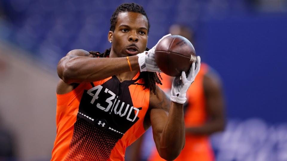 SInow's tweet photo. Kevin White posted staggering combine numbers and separated himself from the pack http://t.co/guZmoFxFue http://t.co/QdTcdEQsm6