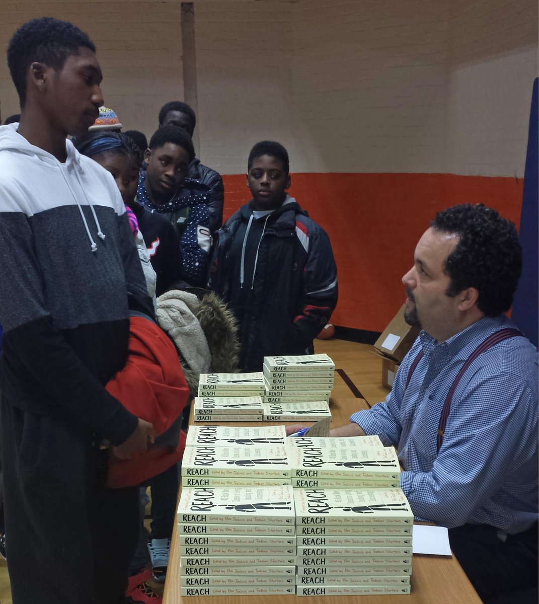 HenryFernandezJ's tweet photo. Wonderful @BenJealous spent 2 hours @LEAPforkids talking & signing REACH: 40 Black Men Speak #ReachTheBook #NHV http://t.co/iAaUEovSjD