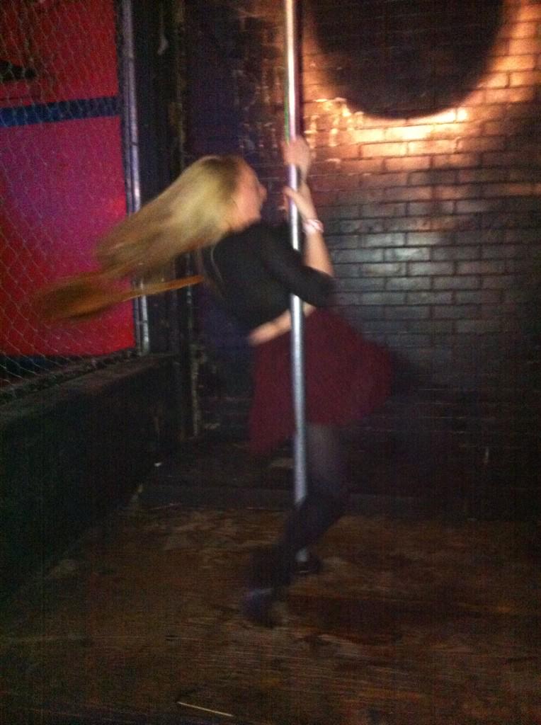 emacckk's tweet photo. Kendall's downfall http://t.co/Gn0jys4YxQ