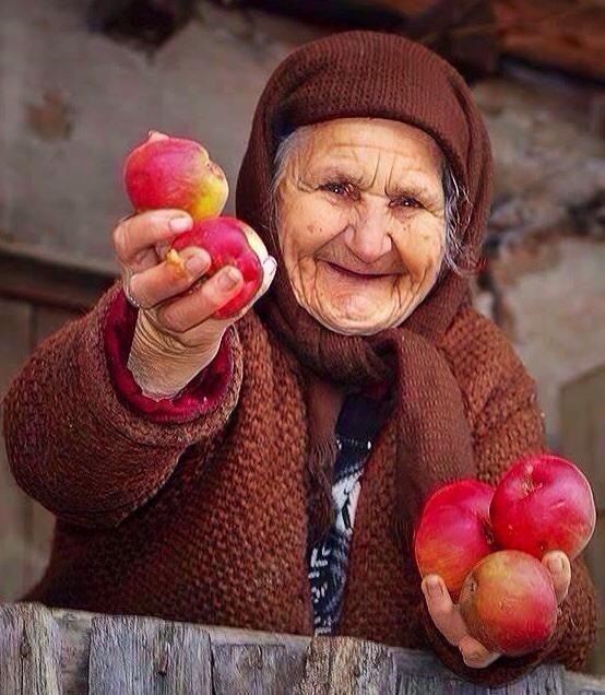 brettriddle's tweet photo. “@My2Two2Cents: Yes, do!
"@dekebridges: Every day... share something good with others!
@PardueSuzanne pic http://t.co/2QyWzU27Fj"”😛