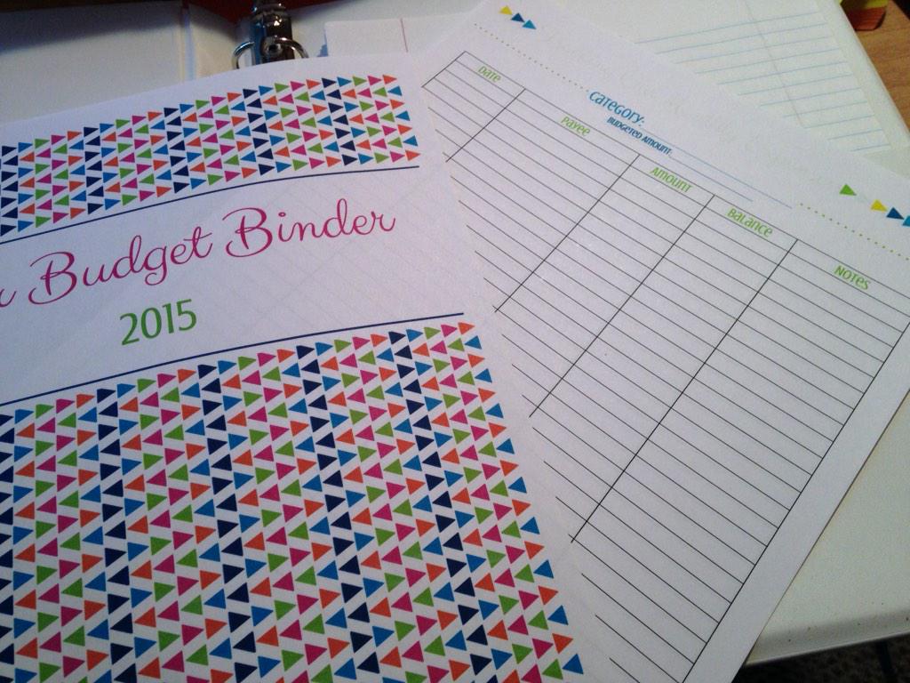 TidyUpLife's tweet photo. Found @JustAGirlAbby's #BudgetBinder! Giving myself one week to plan before starting in March. #TidyUpLife #beginner http://t.co/ePcTeesFte