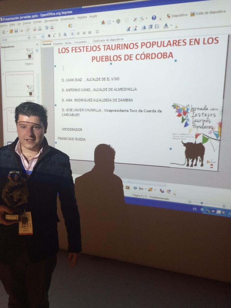 chumillazo's tweet photo. Fin de semana de lo más taurino @torocarcabuey http://t.co/pkF1jdJfm8