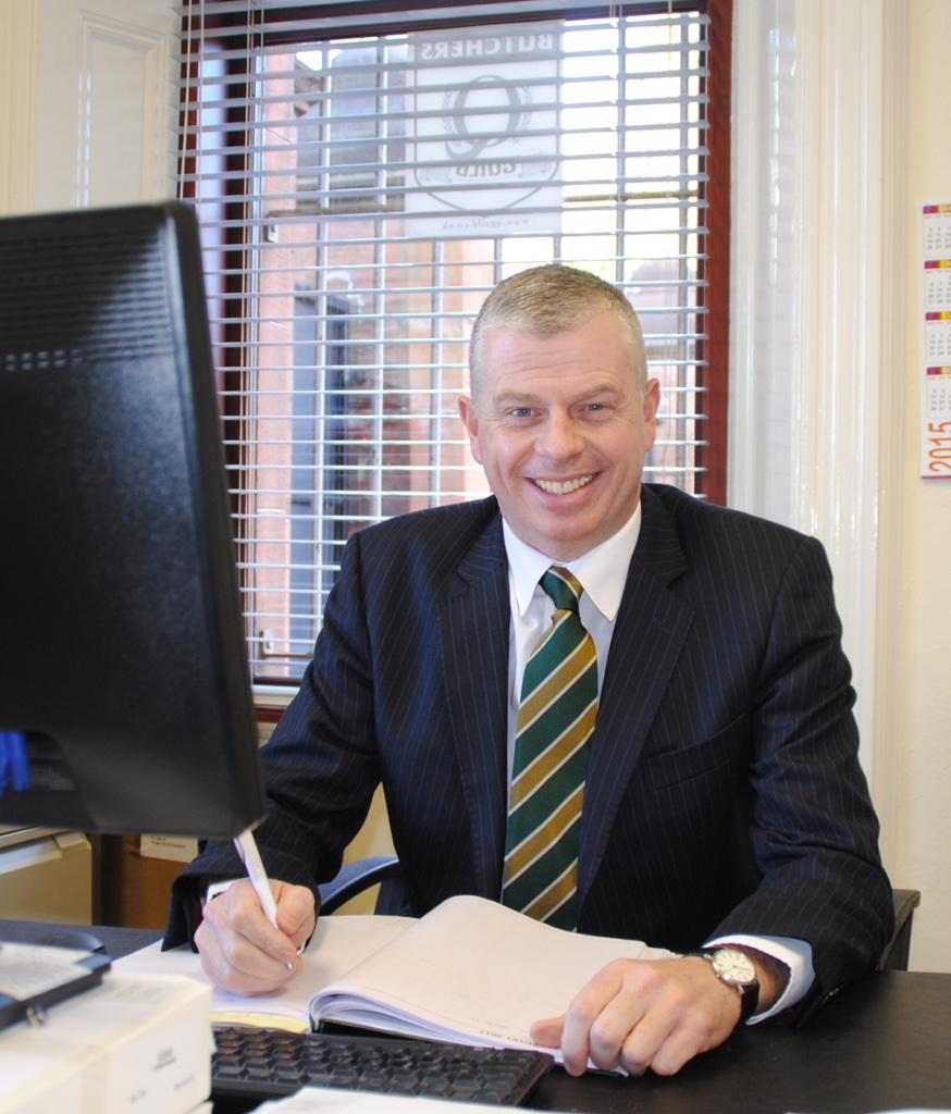 q_guildbutchers's tweet photo. The Q Guild is pleased to announce position of Guild Manager will be filled by former Q Guild member Gordon Newlands. http://t.co/A91WUFRui6