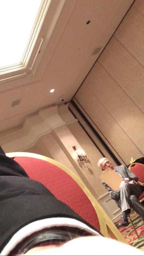 joseyhighroll3r's tweet photo. Even the workshop director is asleep.. #ColoradoDECA http://t.co/m3XkDcgvLg