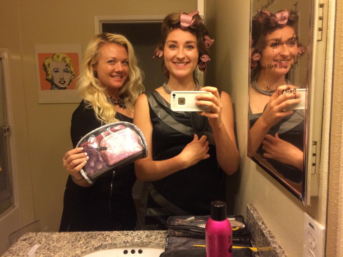 Getting ready for the <a href="/JimmyKimmelLive/">Jimmy Kimmel Live</a> After the Oscars show @ 2:30.  Totally worth it--can't wait!  #1iotaBeThere