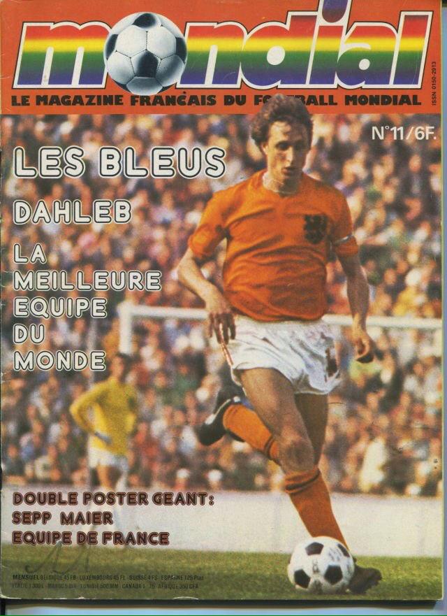 LegendofCruyff's tweet photo. Johan Cruyff on the cover of Mondial in 1977. http://t.co/C2JgoNUnO2