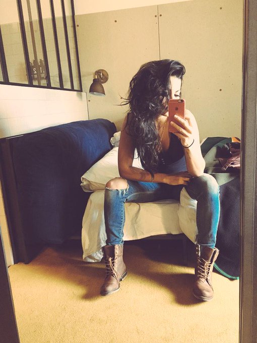 Byeeeee 😩 http://t.co/ATnlUVuzlU<a href="/tag/blacklivesmatter"class="tags"><span>#blacklivesmatter</span></a>