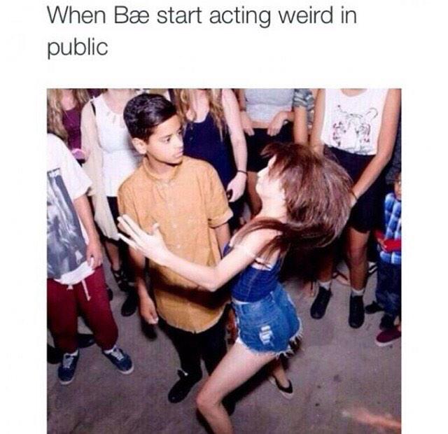 increible_amor's tweet photo. When bae start acting weird in public http://t.co/oIJ9hhbGHe