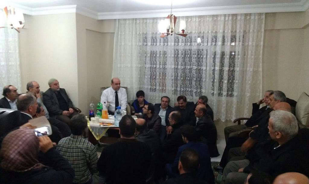 avmakifyilmaz's tweet photo. Müslümanlar, işlerini aralarında yaptıkları istişare ile yürütürler. (Şura 42/38) http://t.co/JLehqS6Tu0