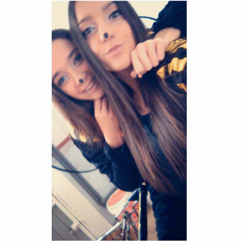 Dos en una y una en dos🎭🐝