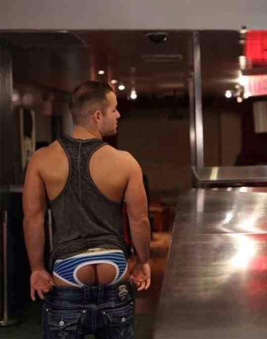 Upstatehomo's tweet photo. @LukeAdamsXXX  is sexy as fuck. No question,  he's my favorite porn star 😍😍 http://t.co/yIF8ij9r4s
