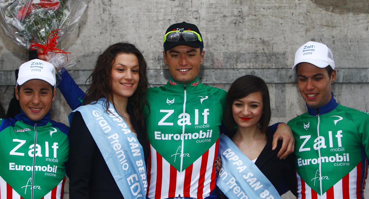 bicitv's tweet photo. Show @ZalfFior a #SanBernardino: 1° #Toffali, 2°@simovelasco e 3° #Rocchetti @66Fili → http://t.co/NQVfhf7iWL http://t.co/ybEZLM2UMK