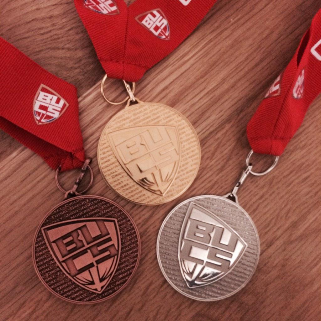 lizjohnson_gb's tweet photo. Racing on the brink of taper is both challenging &useful. Happy to get a full set of medals this weekend #restcalling http://t.co/iSVGLON43D